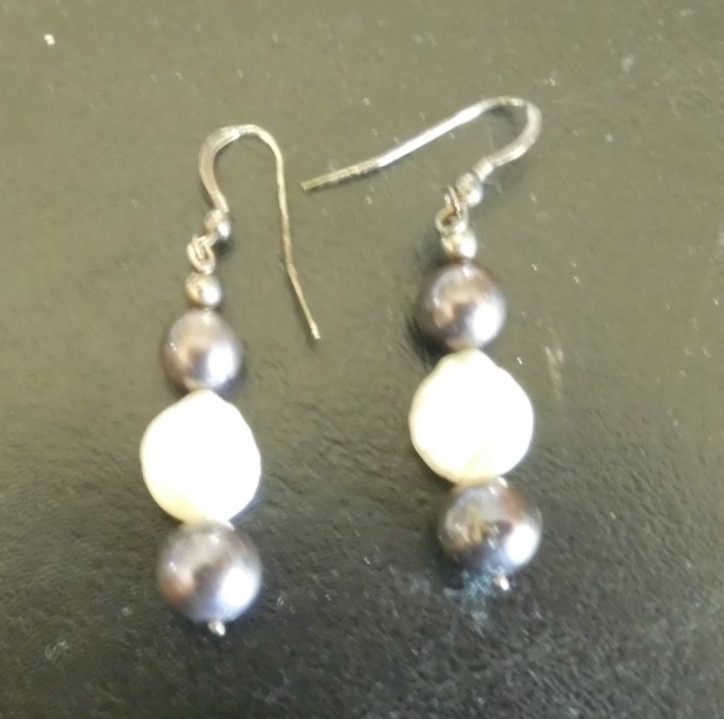 (M-1AC) Jewels From The Sea Jewelry Shell