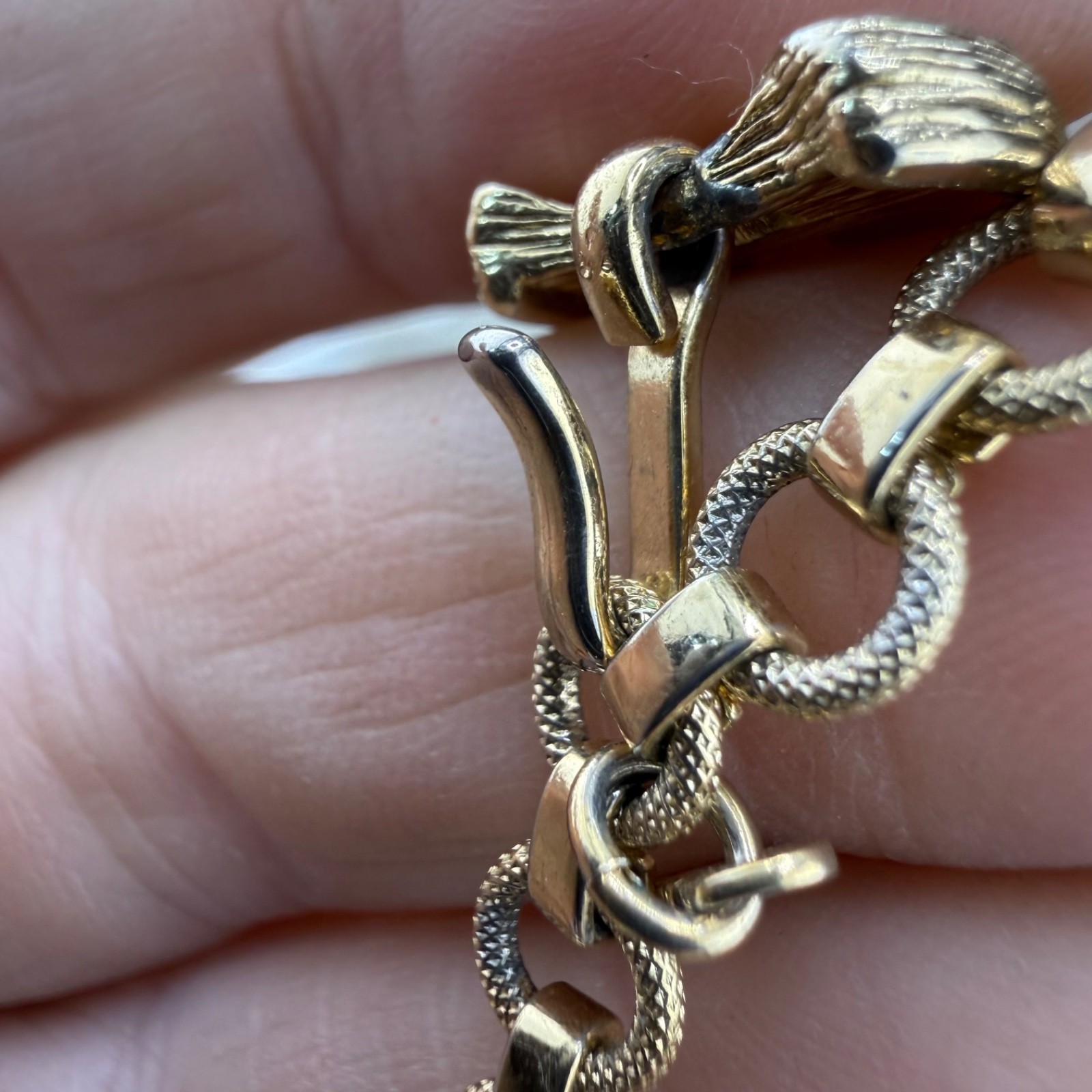 Vintage Monet Necklace Gold Tone Adjustable Signed 16”