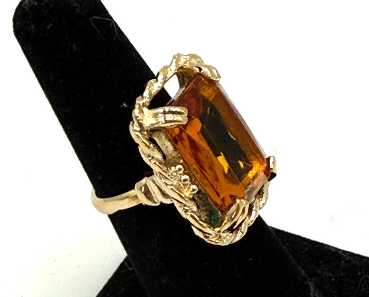 SARAH COVENTRY Ring Wild Honey Cocktail Amber Glass Gold Tone 1970 Size 6