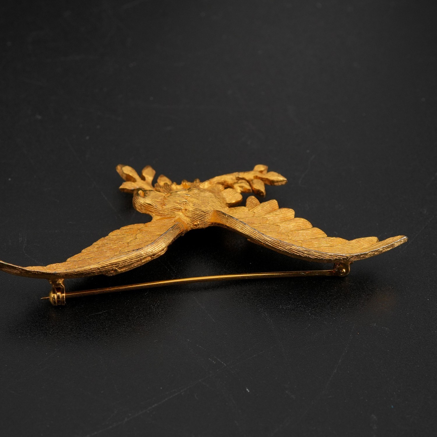 Vintage Americana Spread Wing Eagle Brooch Gold Tone Vans Authentics 3.3in