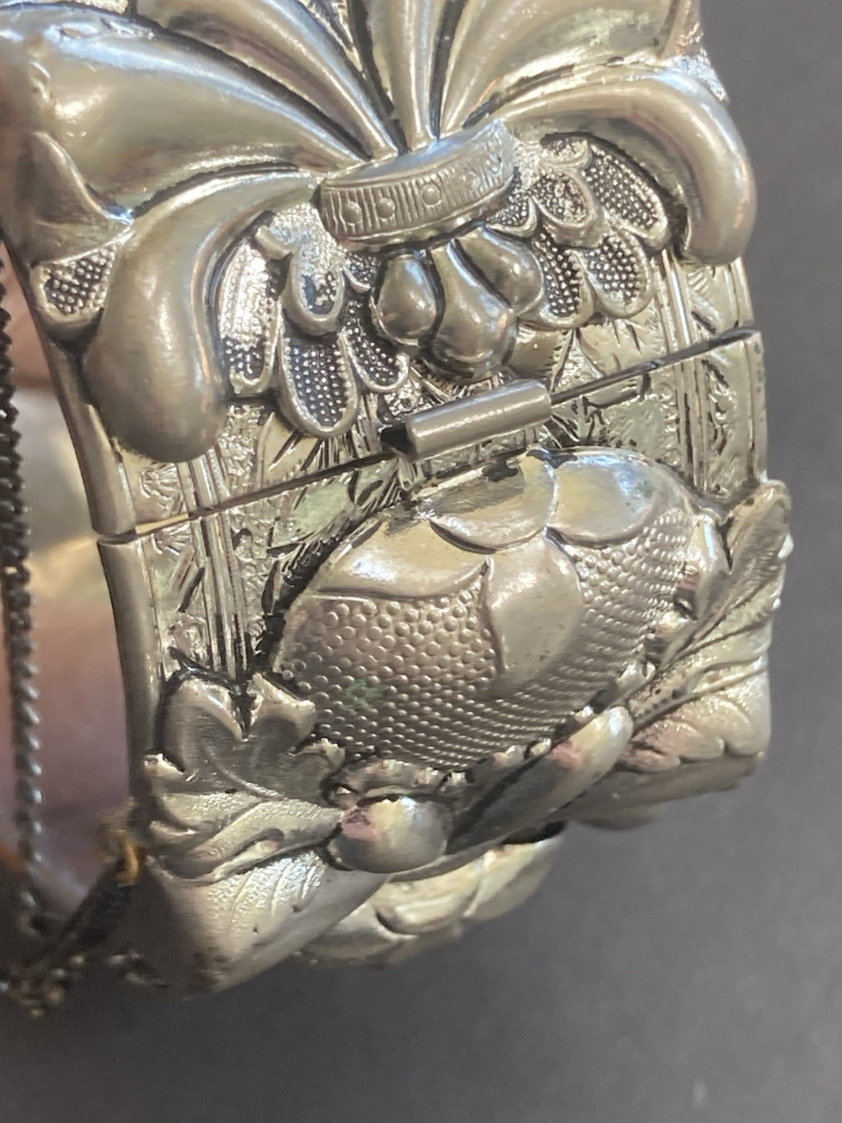 Vintage Chunky Bangle Bracelet Ornate Repousse Hinged Silver Tone 7”