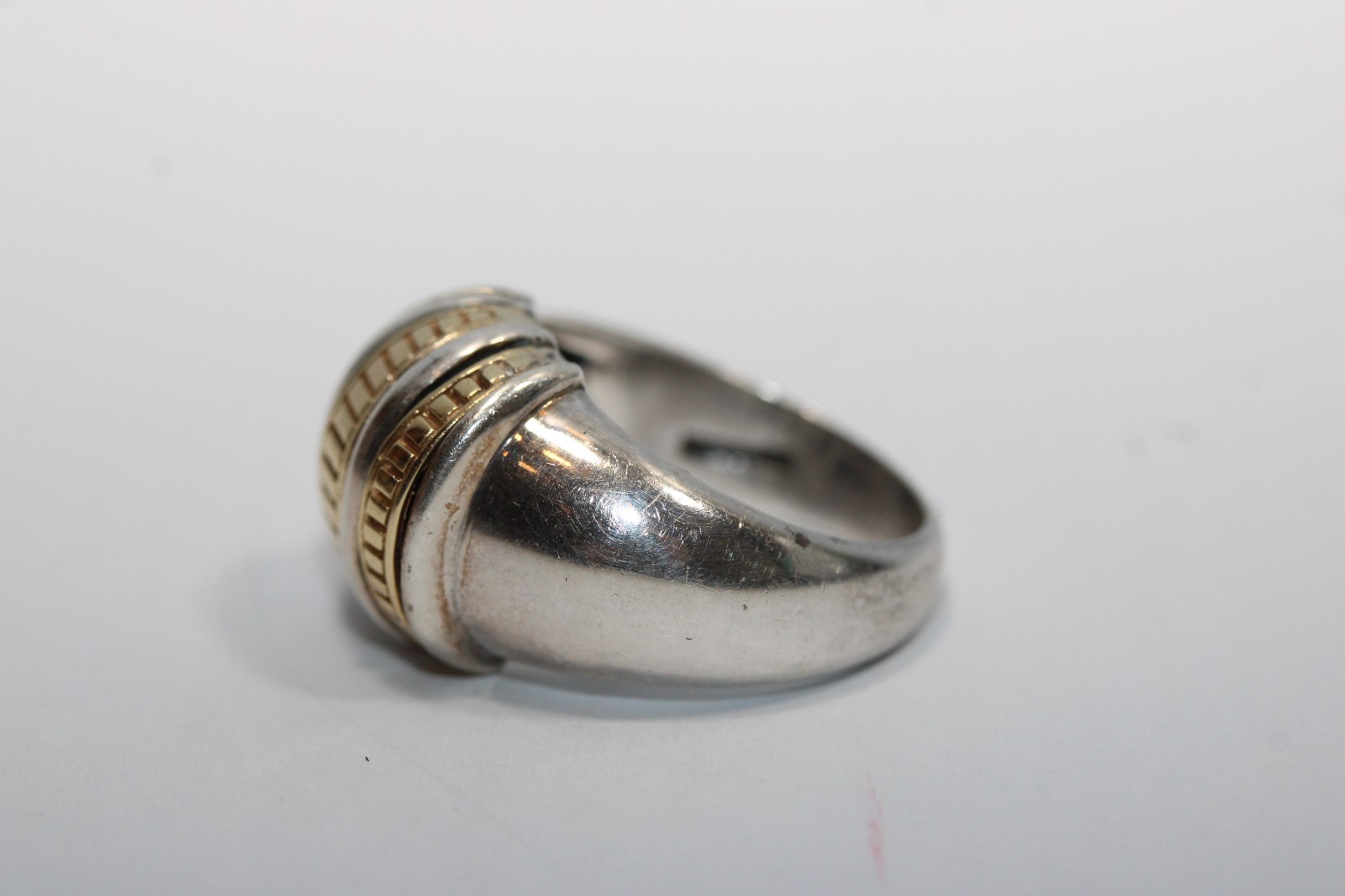 925 Sterling Silver 14K Gold Vintage Modernist Ribbed Dome Ring Size 7