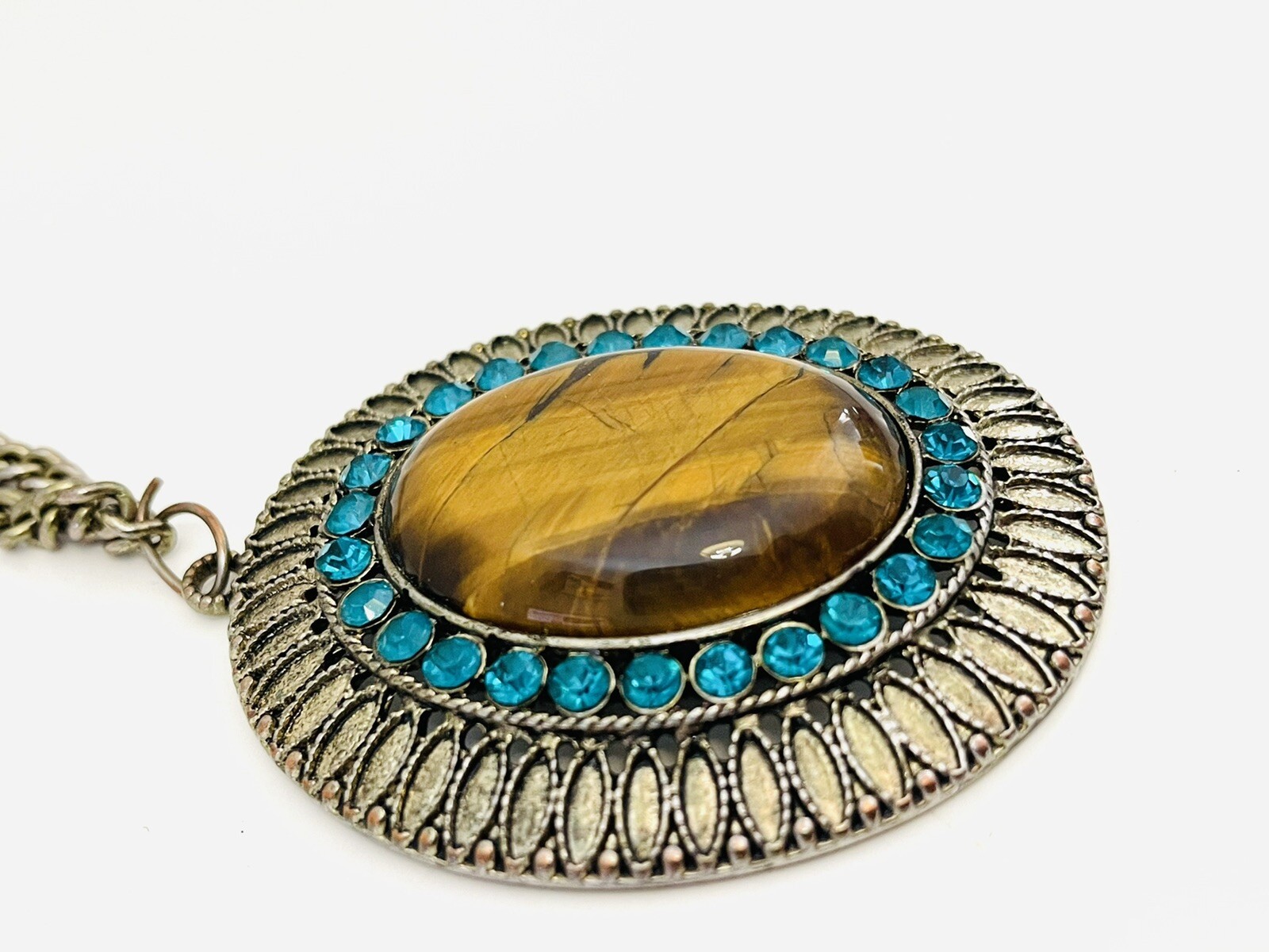 Tiger’s Eye Cabochon Oval Medallion Green Rhinestones Silver Tone Necklace 36”