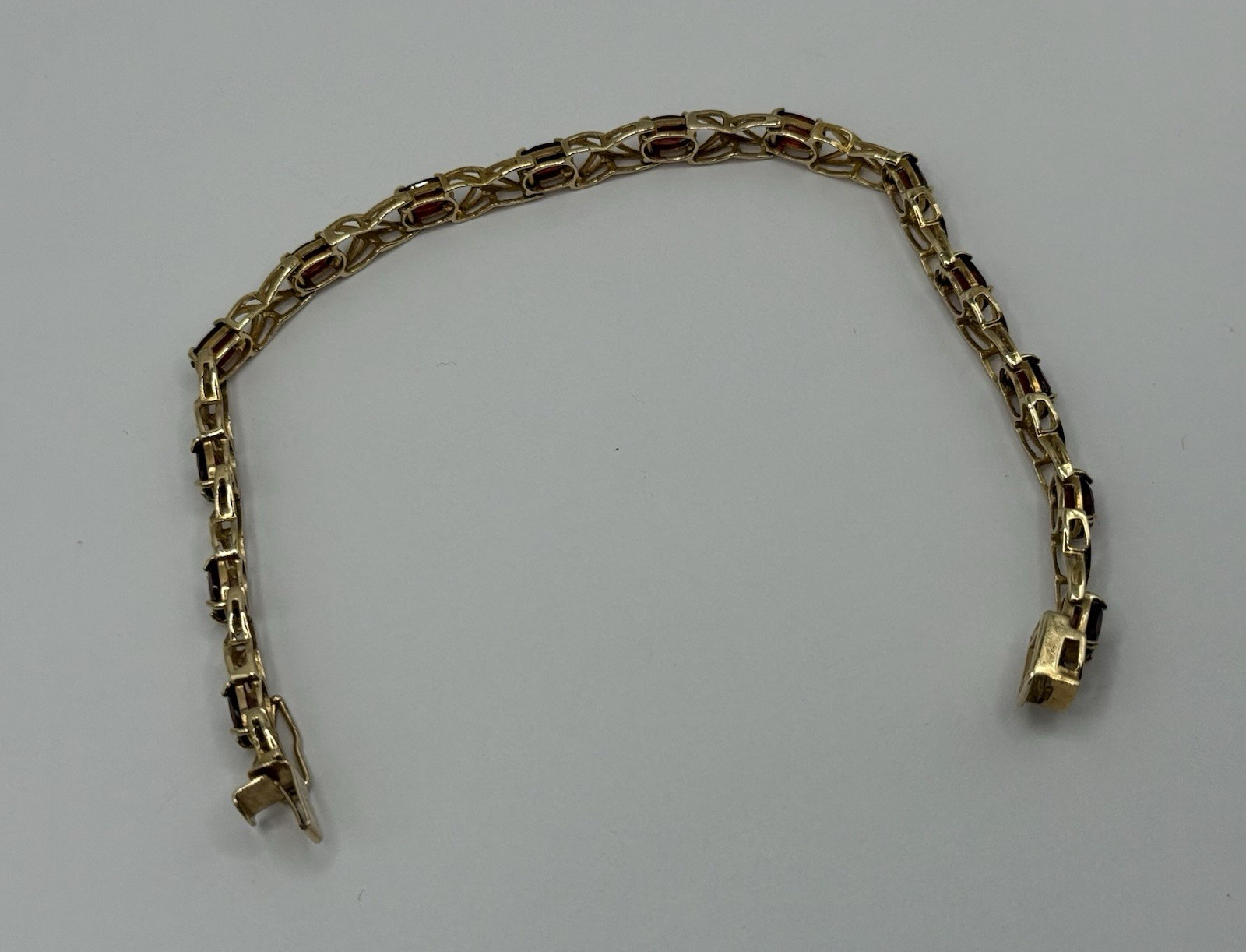 Vintage 10k Yellow Gold Red Garnet Tennis Bracelet 6.75” 9.22g