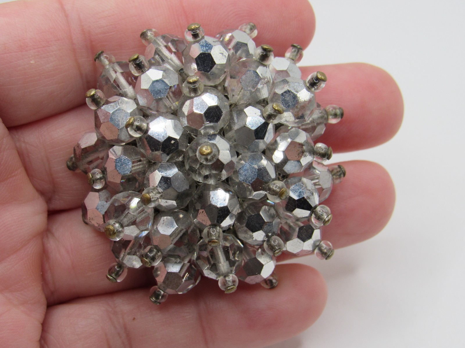Vtg Gray cluster bead silver tone FLOWER GEOMETRIC 3D Brooch silver tone Pin