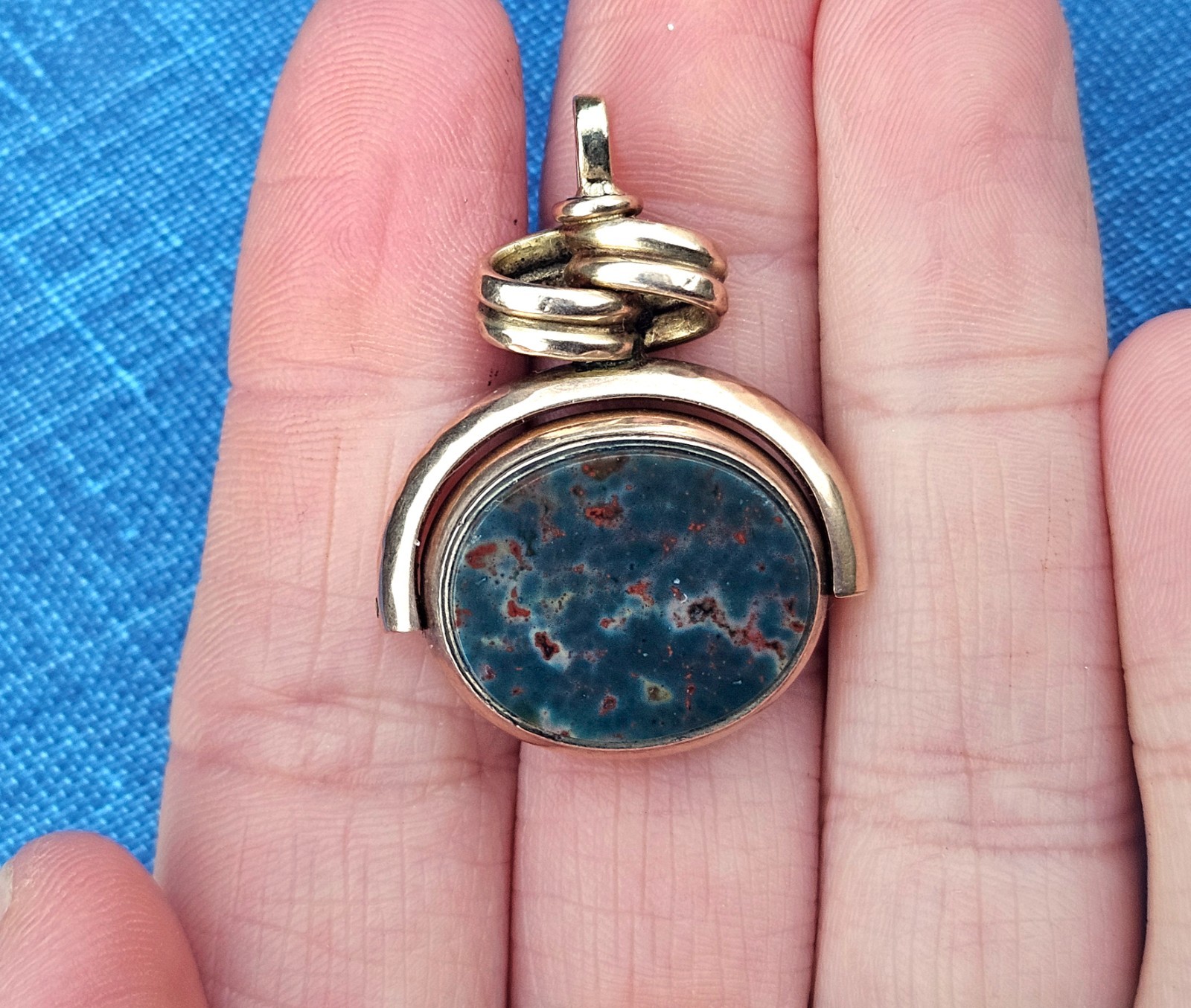 1880s 9K Gold Antique Victorian Spinning Watch Fob Pendant Bloodstone Carnelian