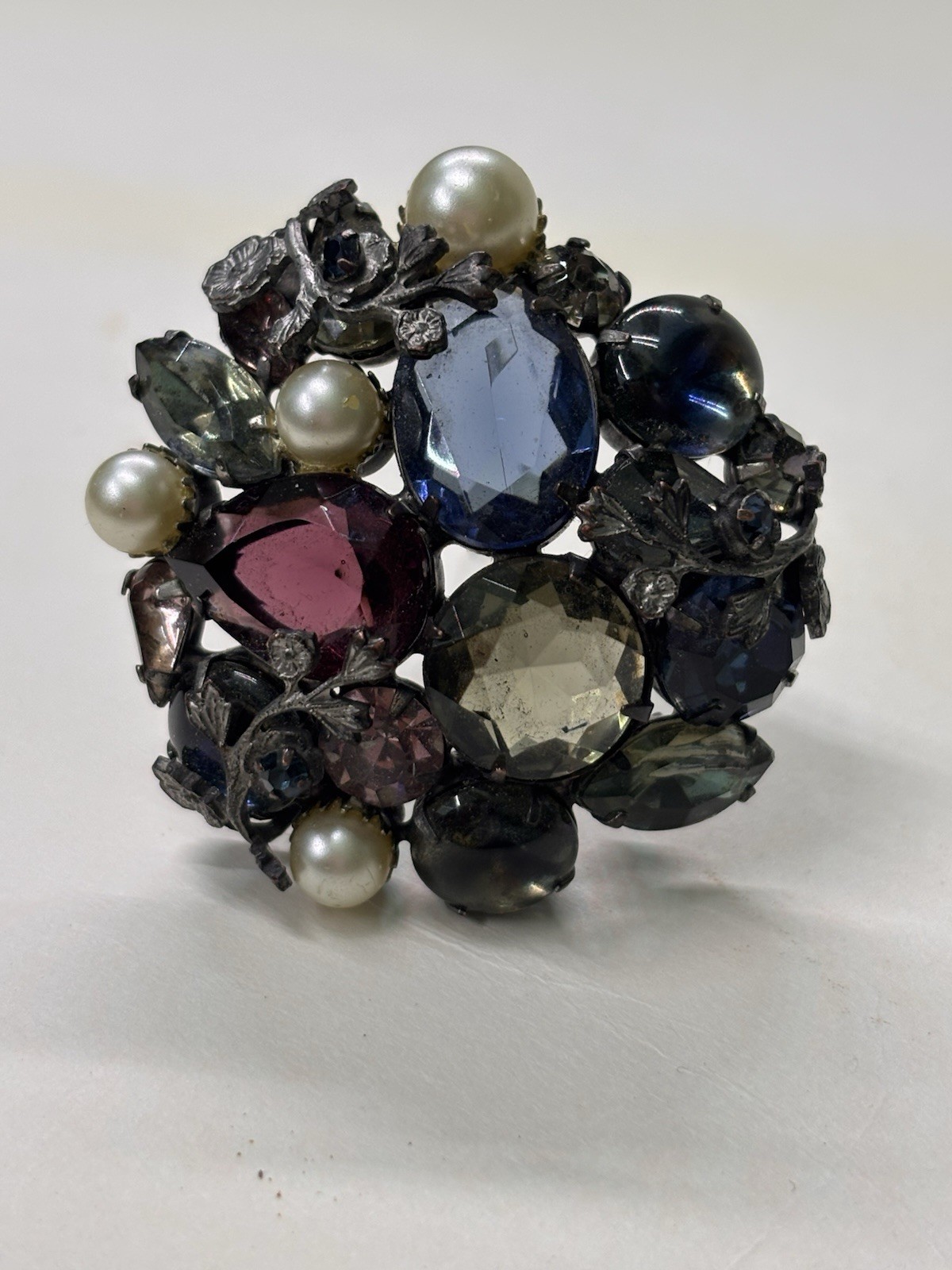 Regency Purple Grey and Blue Rhinestone & Faux Pearl Vine Details MCM Brooch
