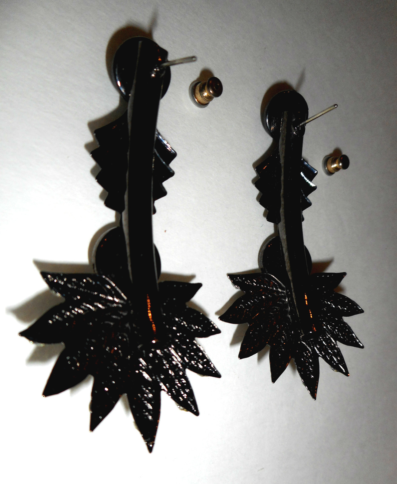 Leaf Shape Black Metal Stud Dangle Earrings with clear Stones 2 1/2″ Vtg Retro