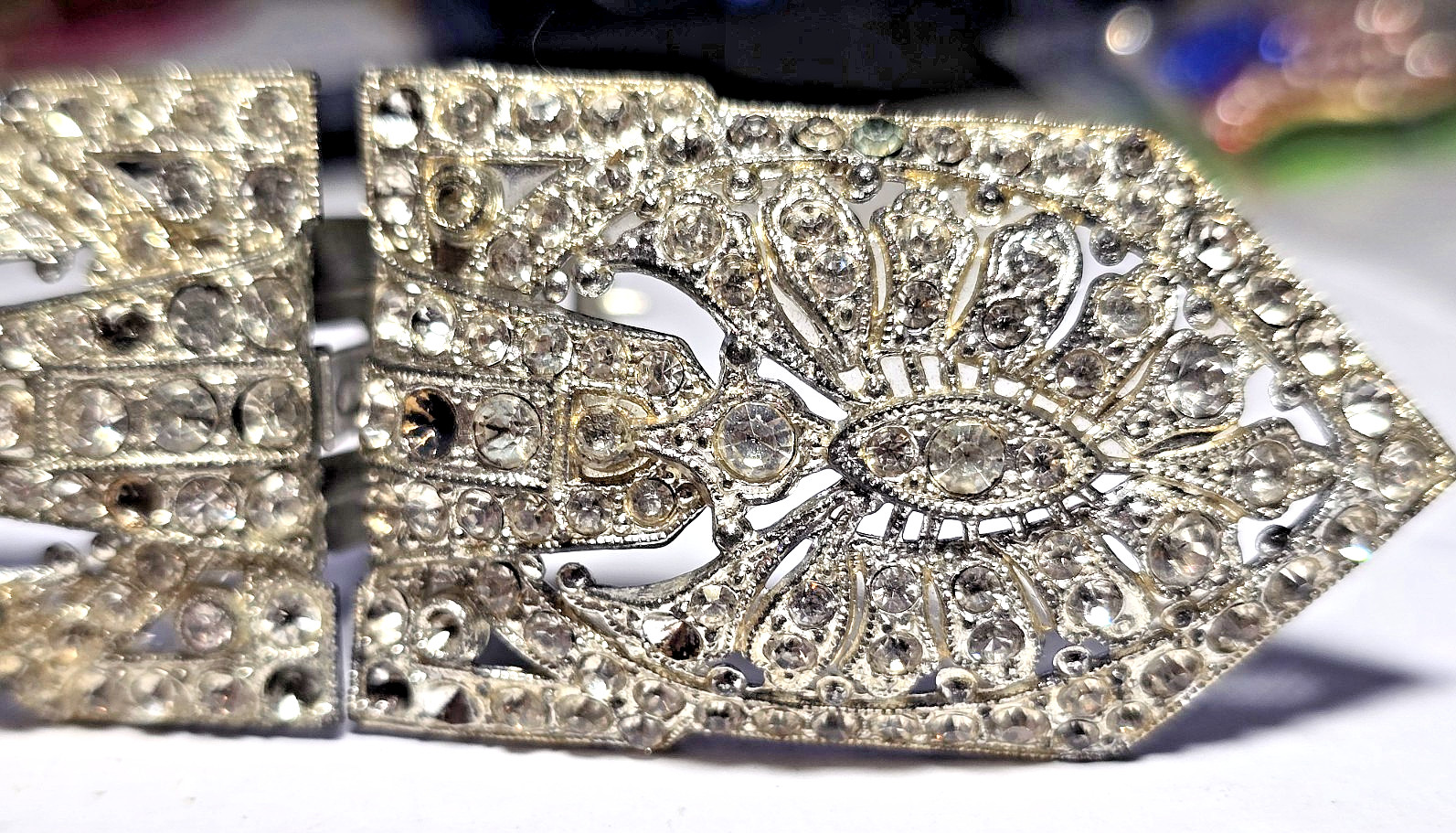 1930’s New England Glass Works Art Deco Filigree Pair of Rhinestone Fur Clips