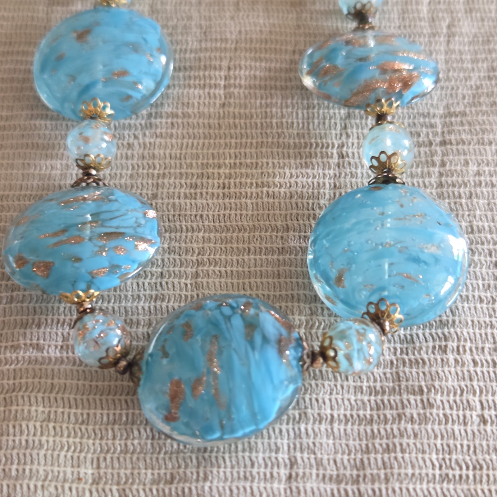 Vtg Light Blue Gold Foiled Venetian Art Glass Necklace & Clip-On Earrings Italy