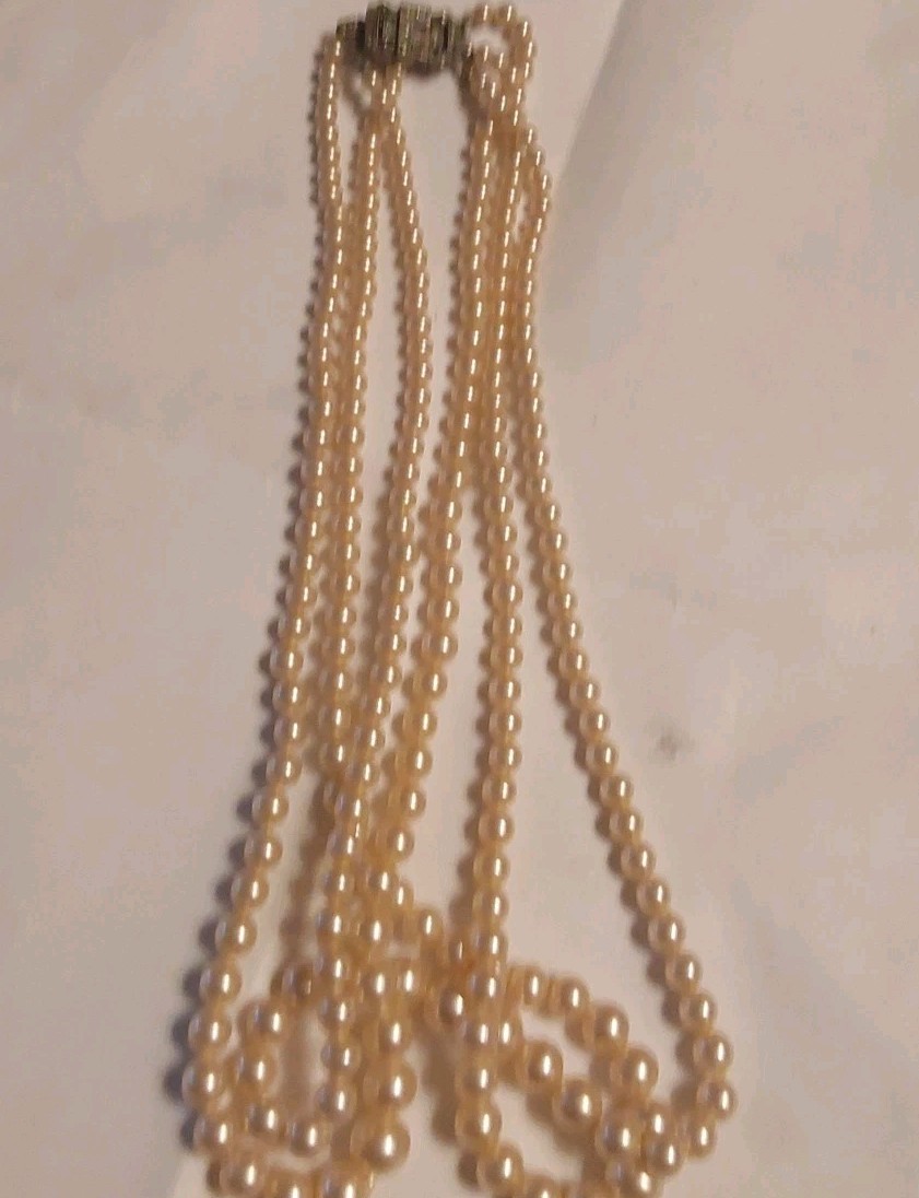 Vtg Glass Ladies Pearl 15″ Hand Knotted 3 Strand Graduated Necklace 925 Clasp