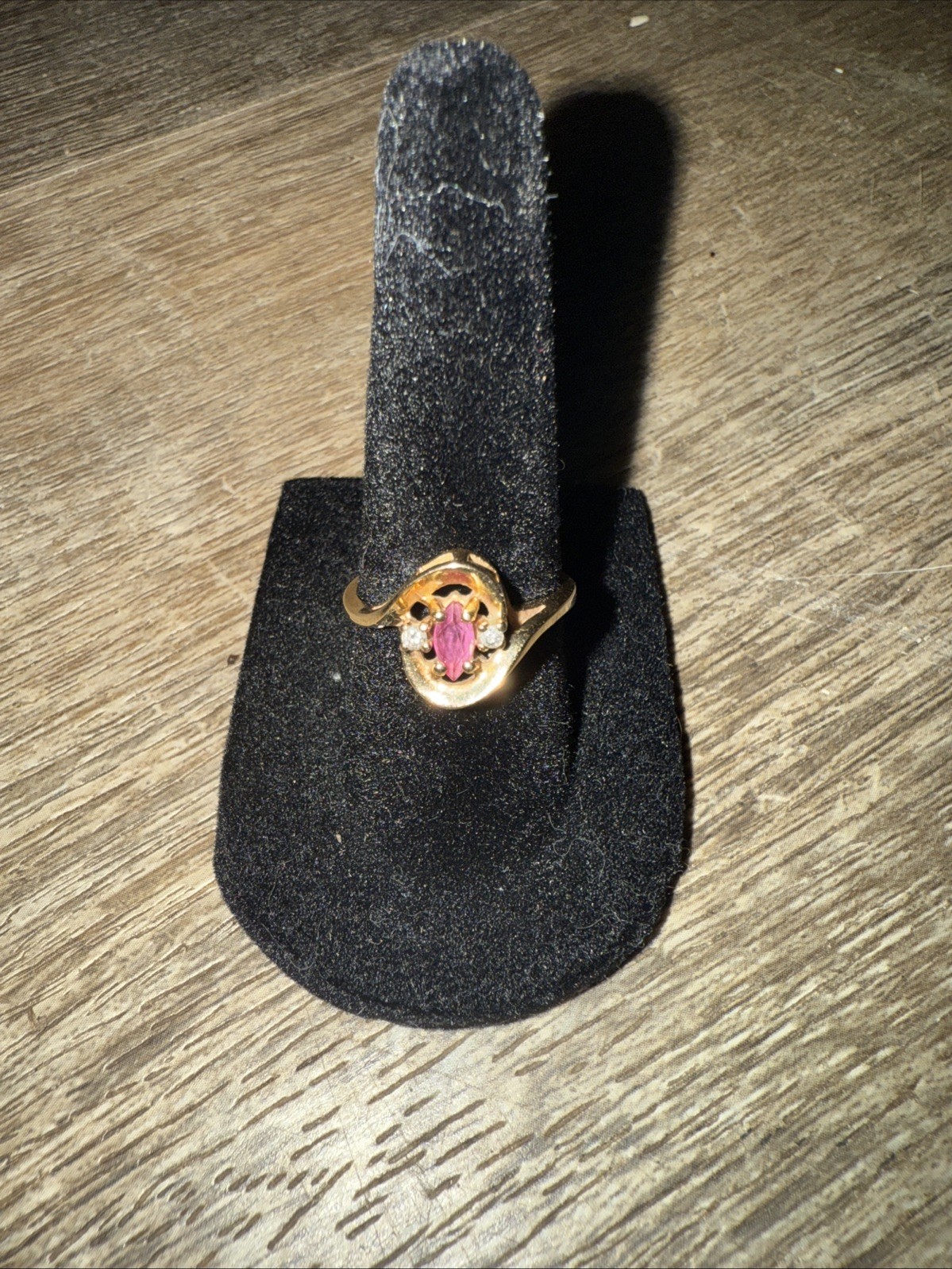 VINTAGE RUBY & DIAMOND 10K YELLOW GOLD RING SIZE 6 July Birthstone Band 0.35 CT
