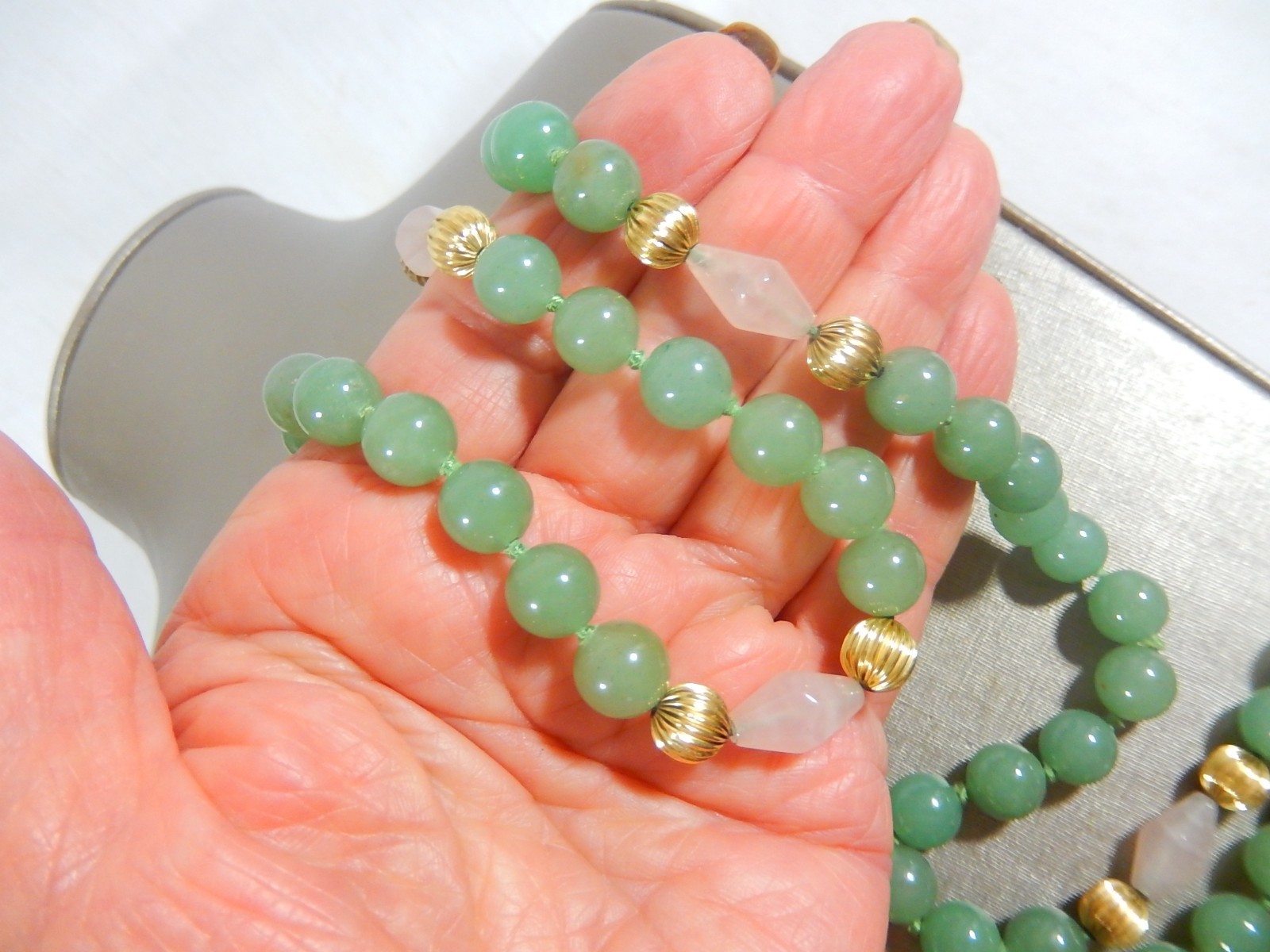 VTG HAND KNOTTED NEPHRITE JADE ROSE QUARTZ & GP BEAD 32″ NECKLACE