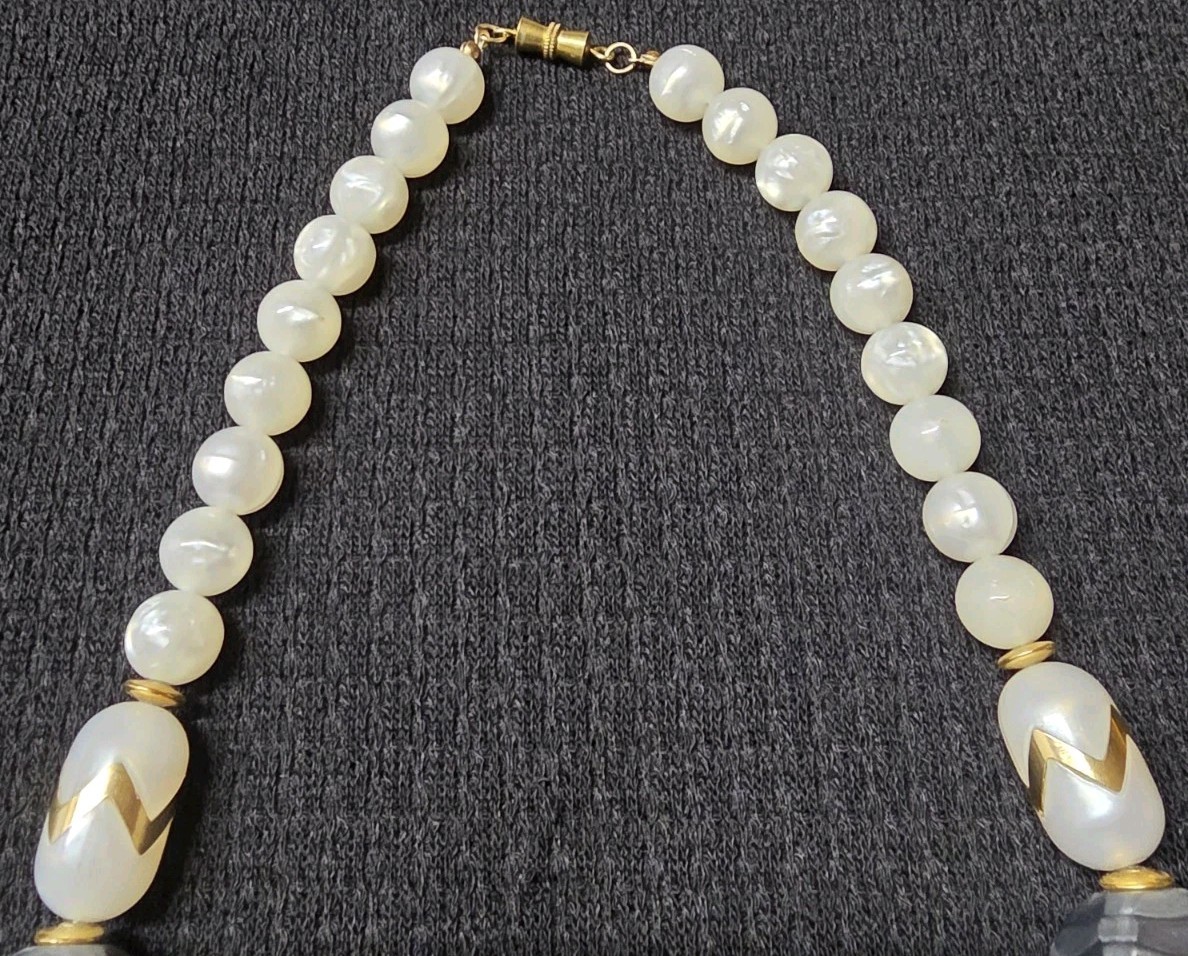 Vintage Chunky Faux Pearl And Gray Agate w/Gold Spacers and Embellishments 23″
