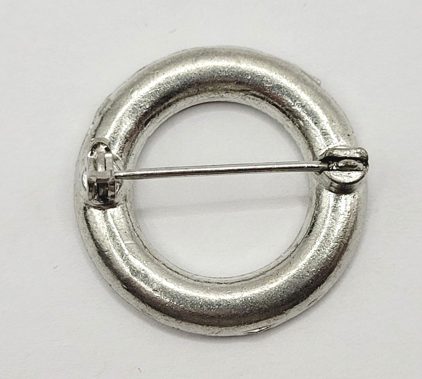 Sparkly Rhinestone Ring Circle Silver Tone Scatter Scarf Brooch Pin Vtg 1970s