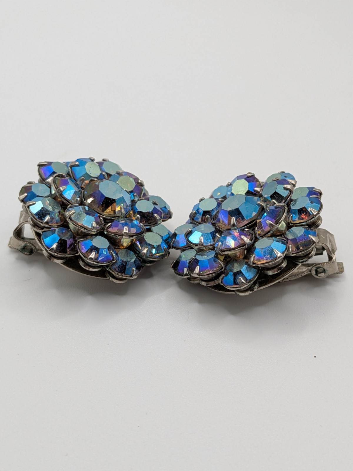 Vintage Blue Aurora Borealis AB Rhinestone Clip On Earrings Cluster Prong Set