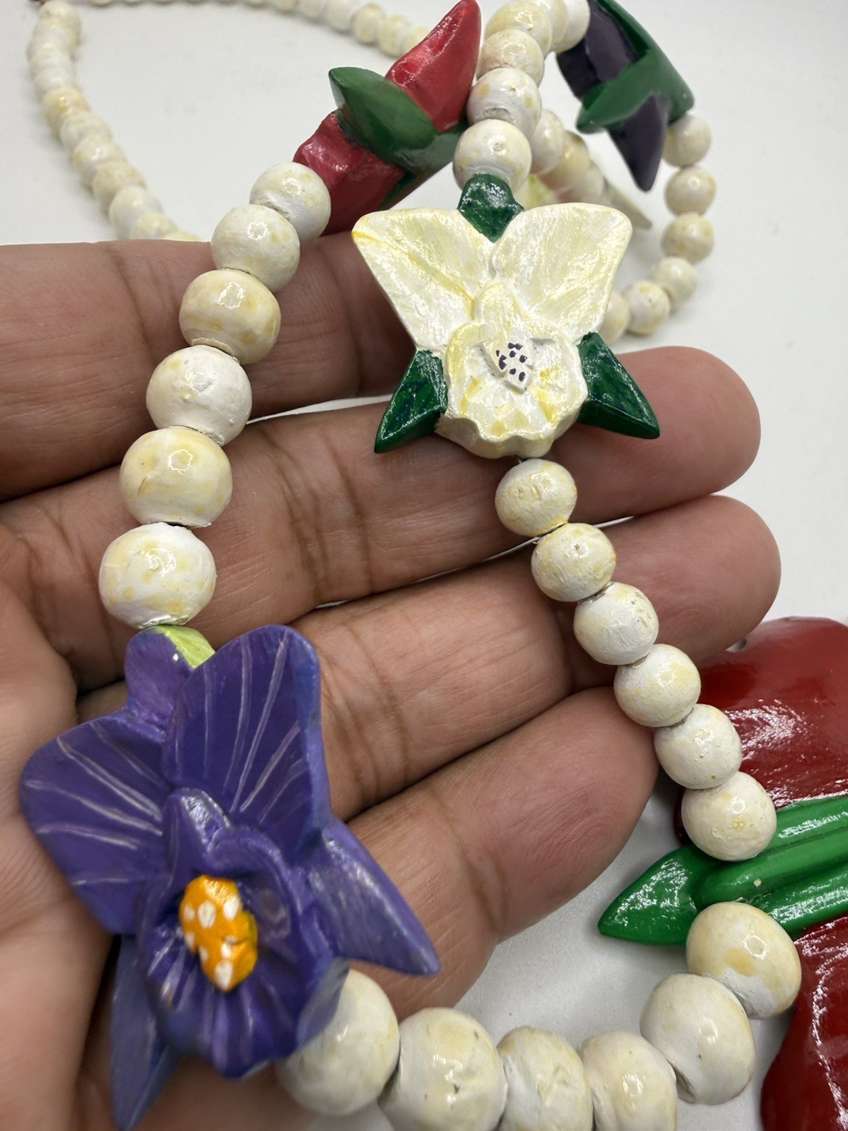 Vintage Hand-Carved Wood Orchid Necklace Tropical Flowers Red Cream Purple