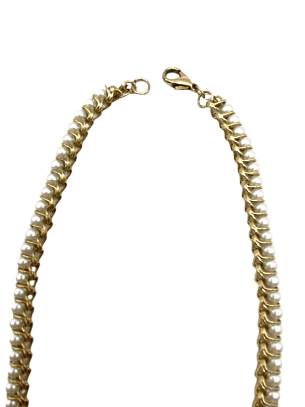Vintage Gold Tone Faux Pearl Necklace Curb Linked Wire Wrapped 17” Costume GUC