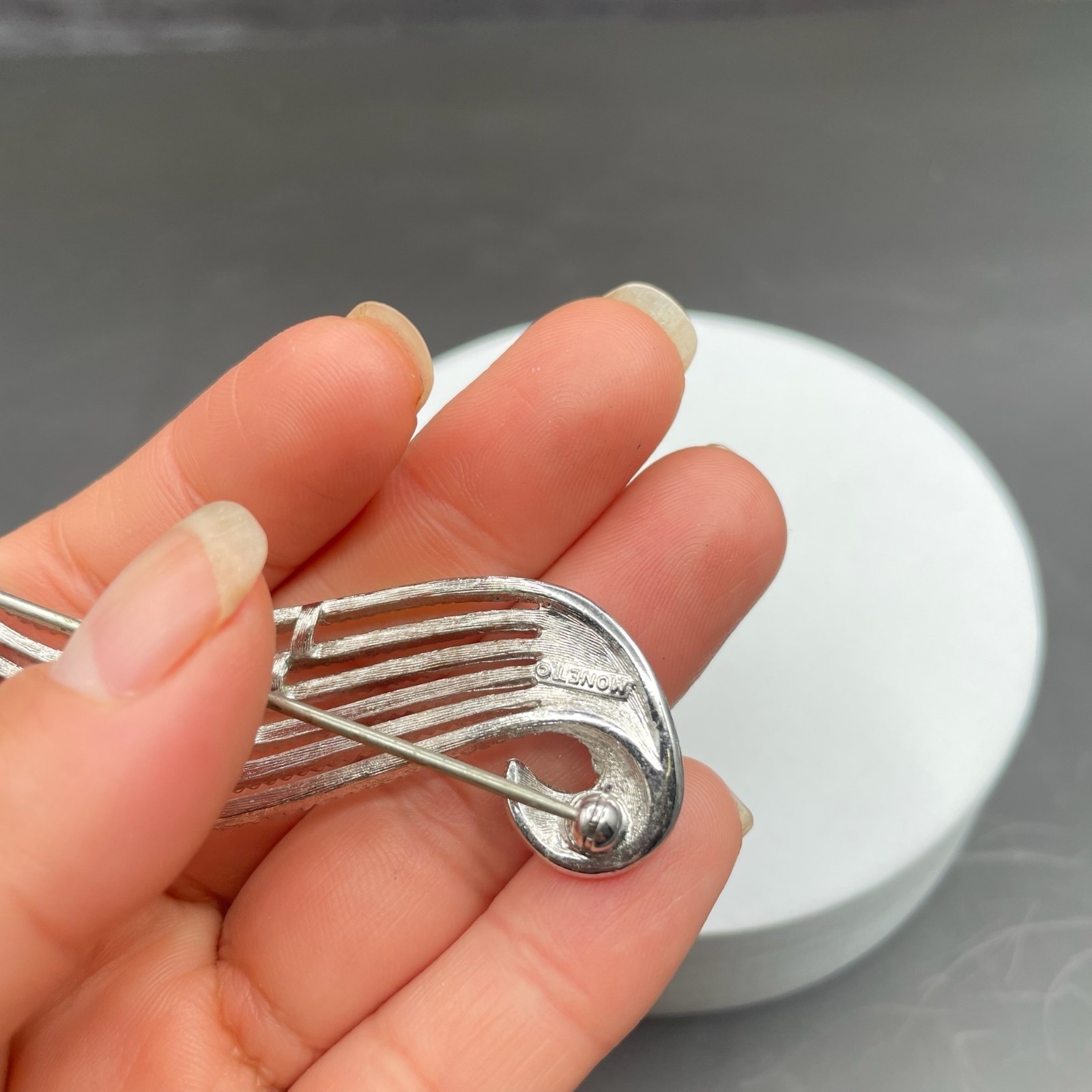 Swirl Brooch Silver Tone Ribbon Textured Layered Vintage Geometric