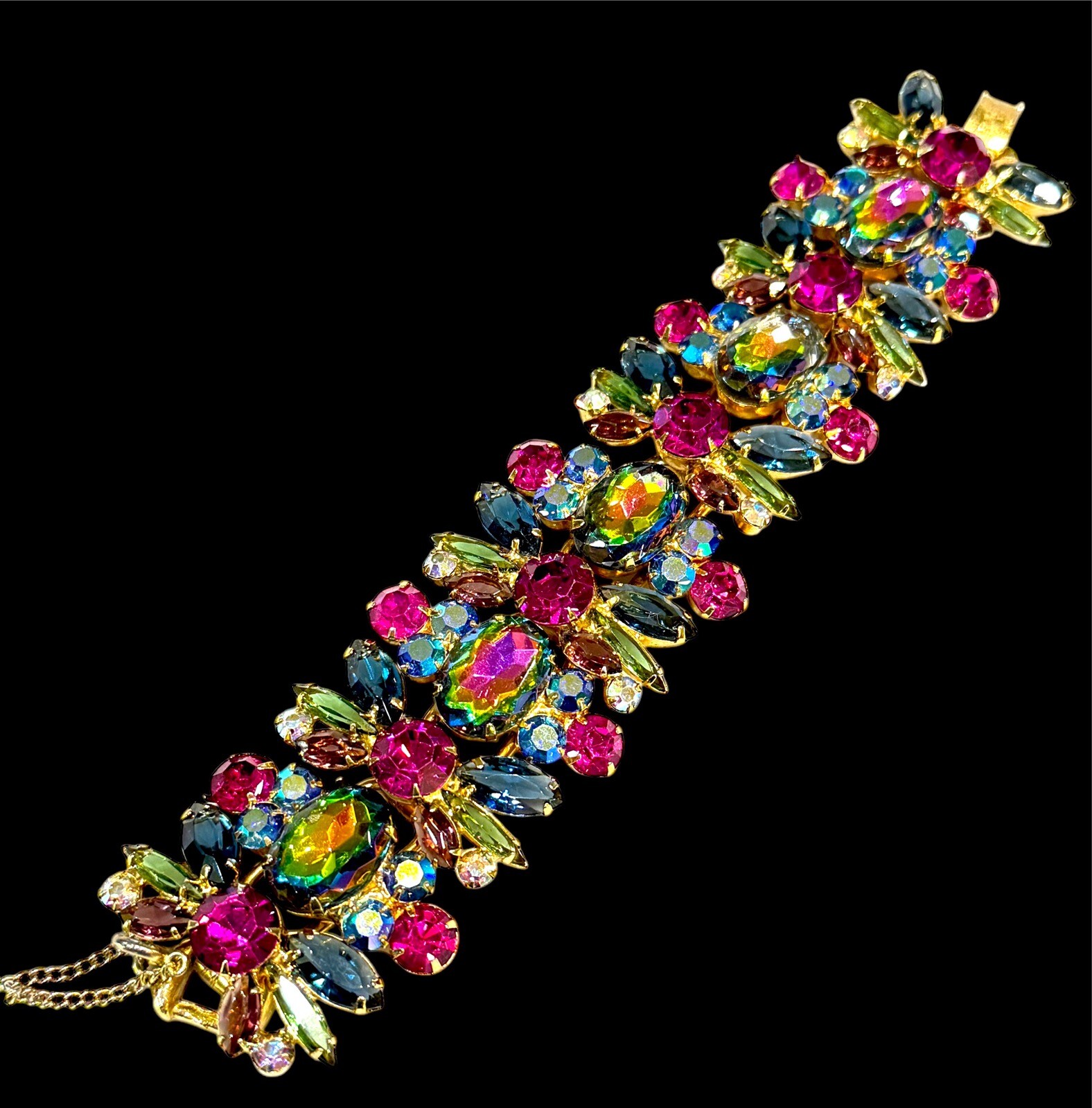 1964 JULIANA D&E HELIOTROPE WATERMELON RHINESTONE STATEMENT WIDE BRACELET BOOK