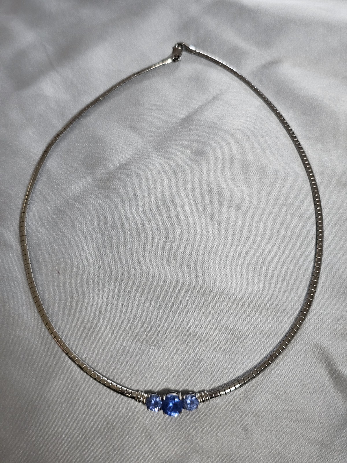 Vintage 925 Sterling Silver Periwinkle Iolite Tanzanite Glass 18″ Necklace Omega