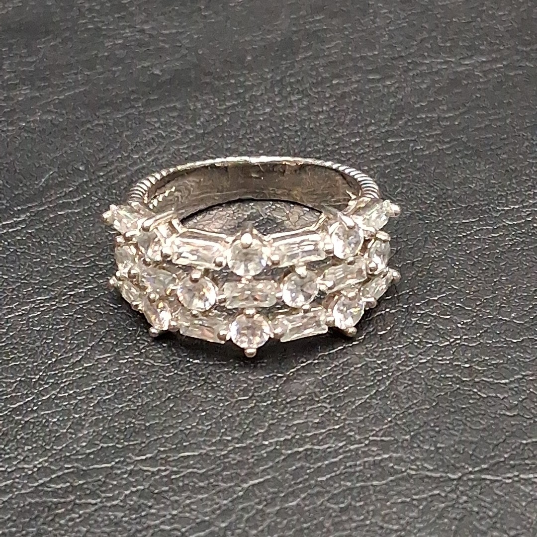 Vintage DBJ Cubic Zirconia Ring Silver Tone. 17.565