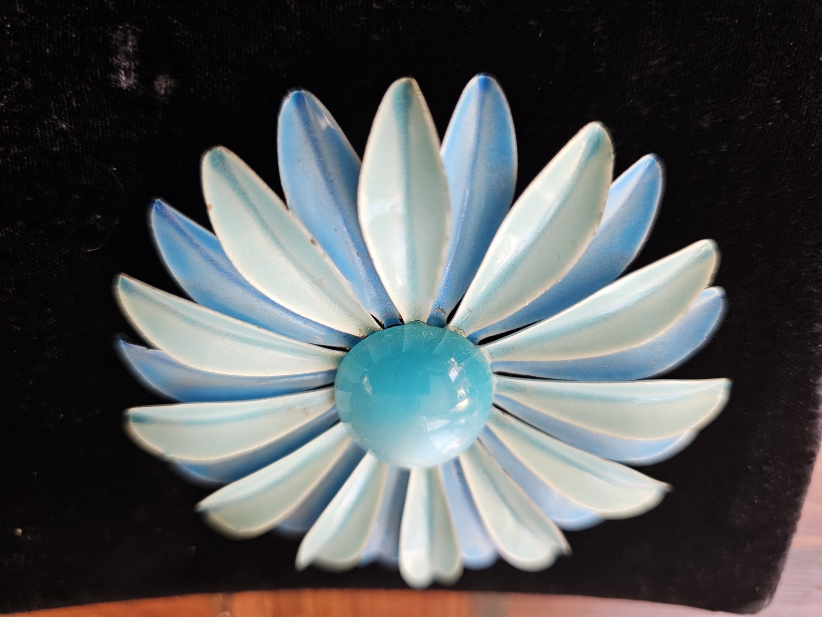 Mcm 3″ Brooch Blue Metal Enamel Flower Retro Daisy 3D Petals Statement Hippy