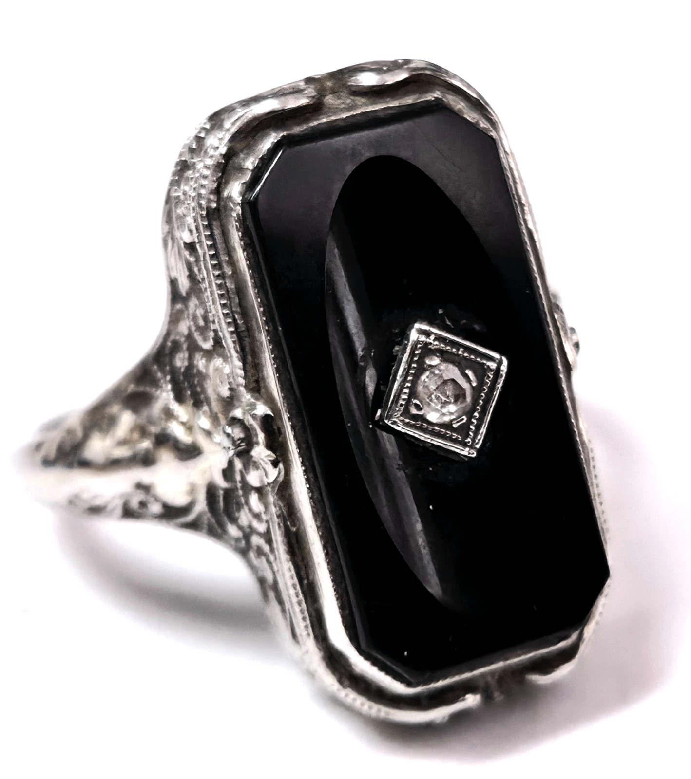 Antique 14K White Gold Black Onyx & Diamond Art Deco Filigree Ring Sz 6.5