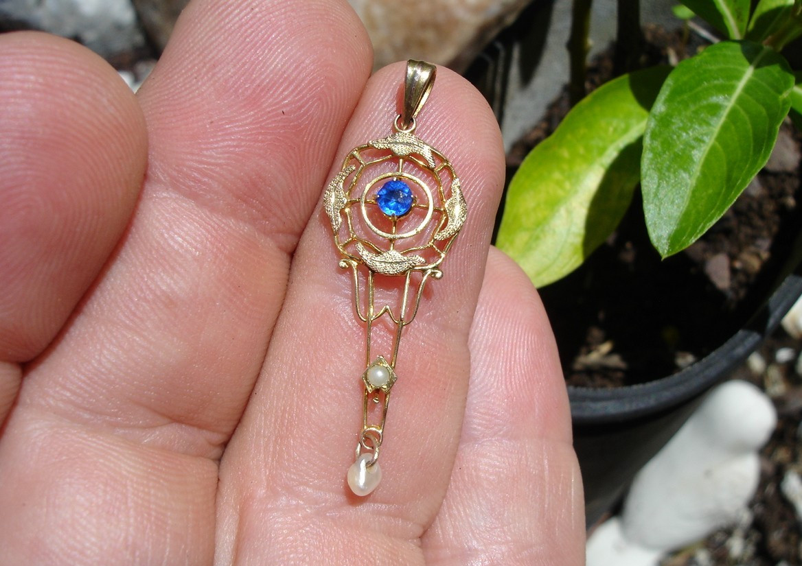 antique 10K gold blue birthstone Lavalier Pendant charm dangle drop wind pearl