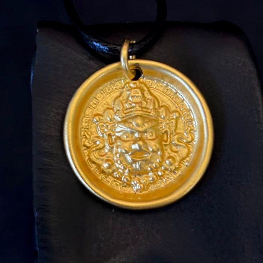 Tibet Amulet Pendant Gold-plated?(NOT SURE) mark ‘999’, Free Necklace adjustable