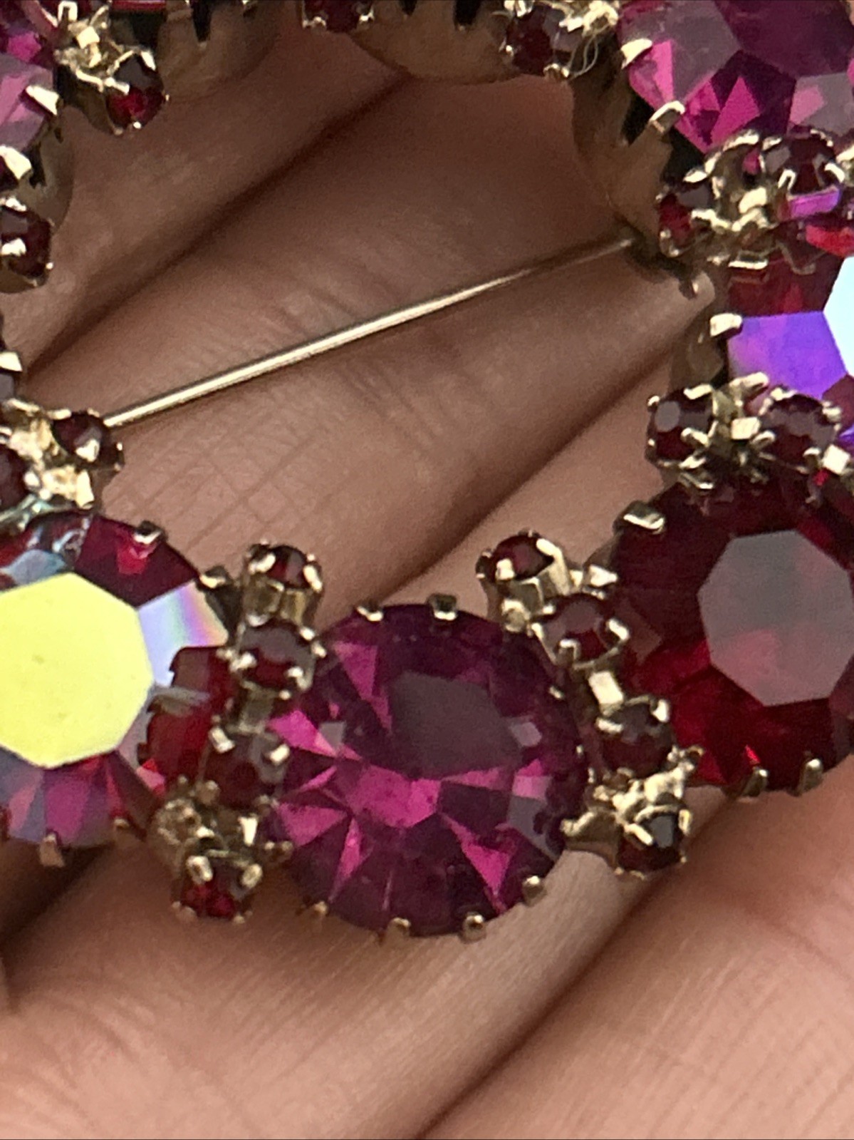 Vintage Karu Arke Inc. Fuchsia Ruby Red Aurora Borealis Rhinestone Brooch Pin