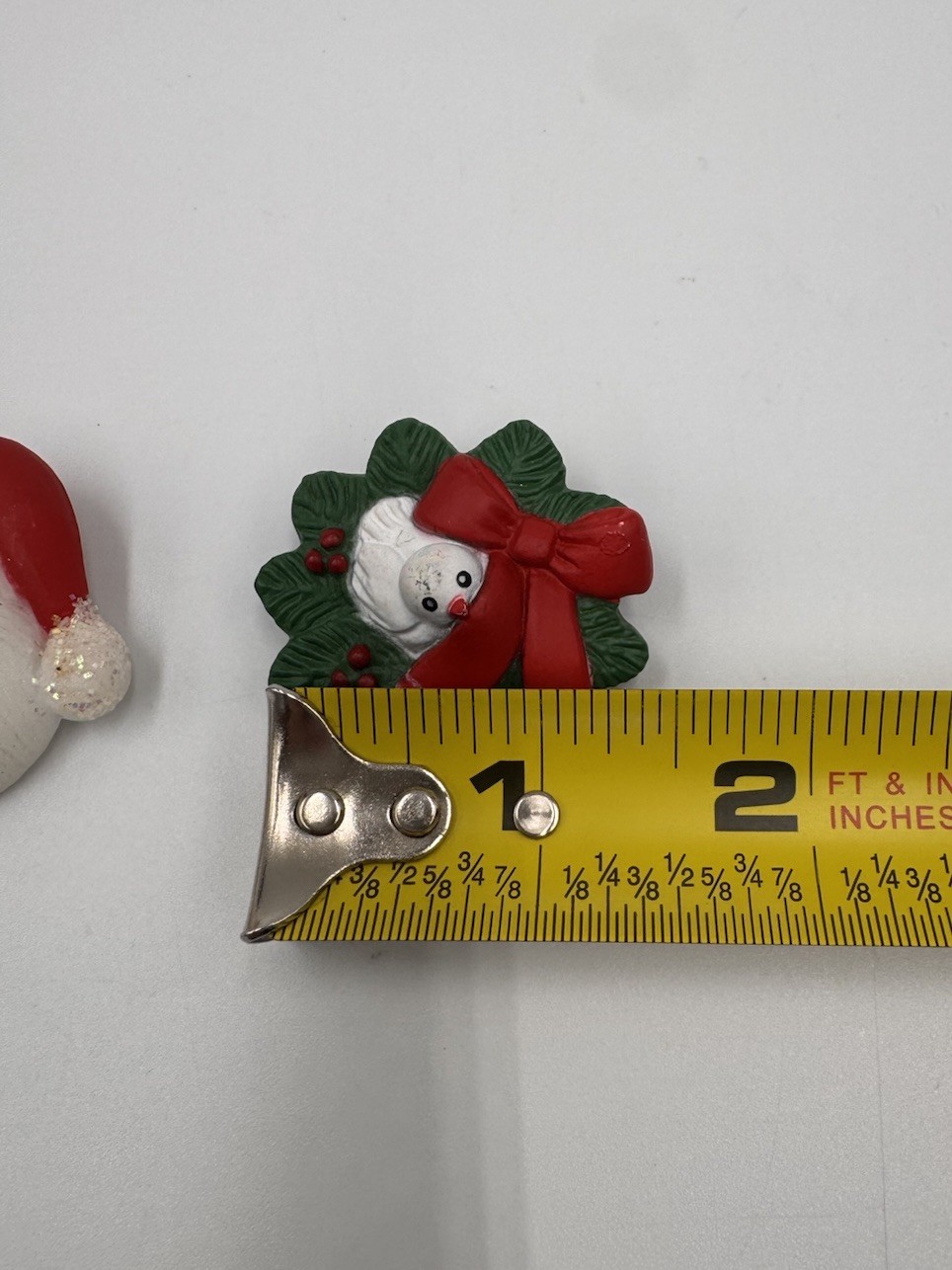 2-VTG Fun World Christmas Pins Santa Claus & Wreath Bird Brooch Lot