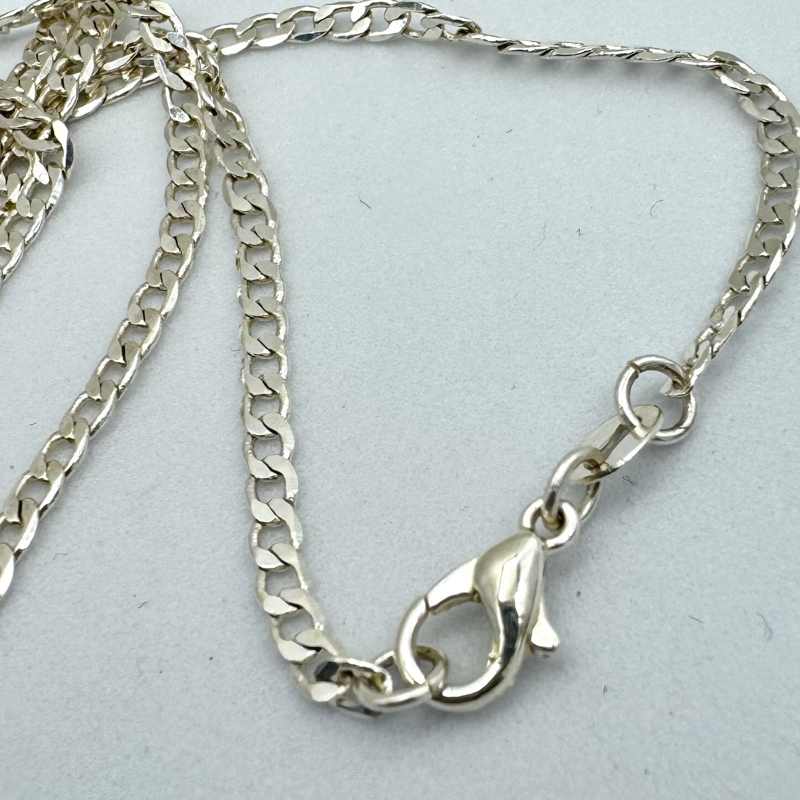 VTG Crystal Acrylic Lucite Plastic Faceted Large Pendant Necklace 29.5” Chain