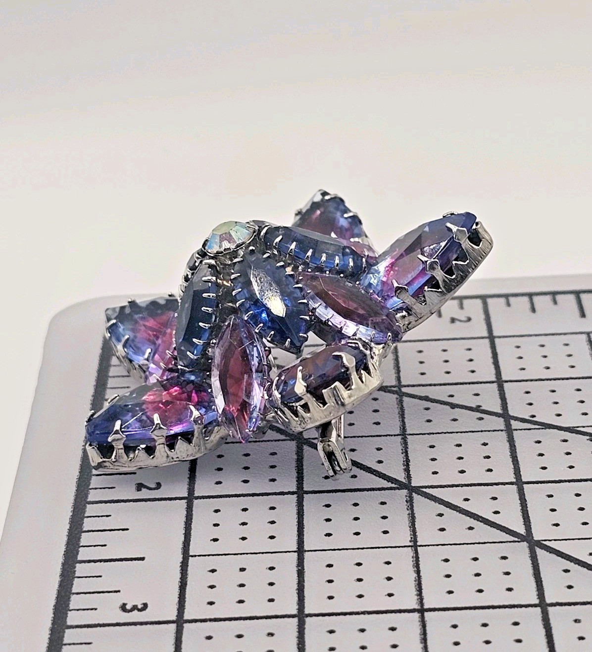 VTG Starburst Domed Purple Blue Pink Vitrail Glass Rhinestone Brooch Silver Tone