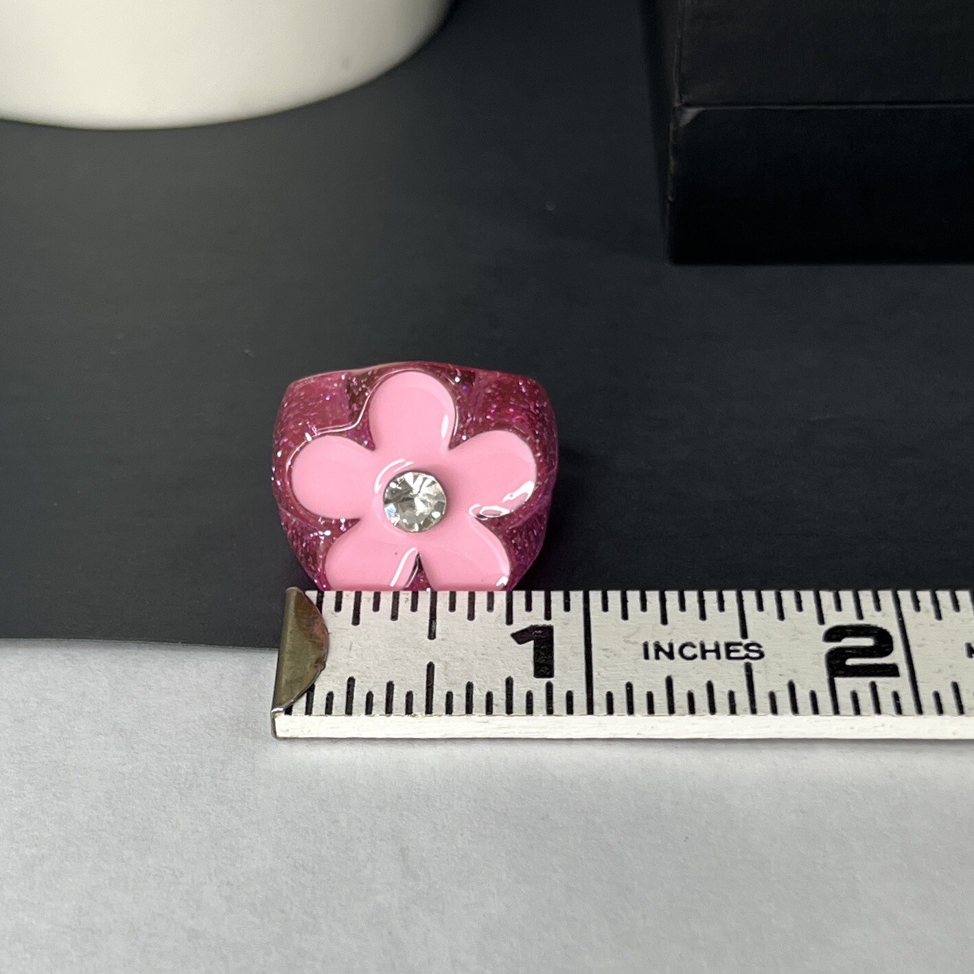 Chunky Lucite Flower Rings Rhinestone Pink Green Glitter Size 7 Retro Daisy Set