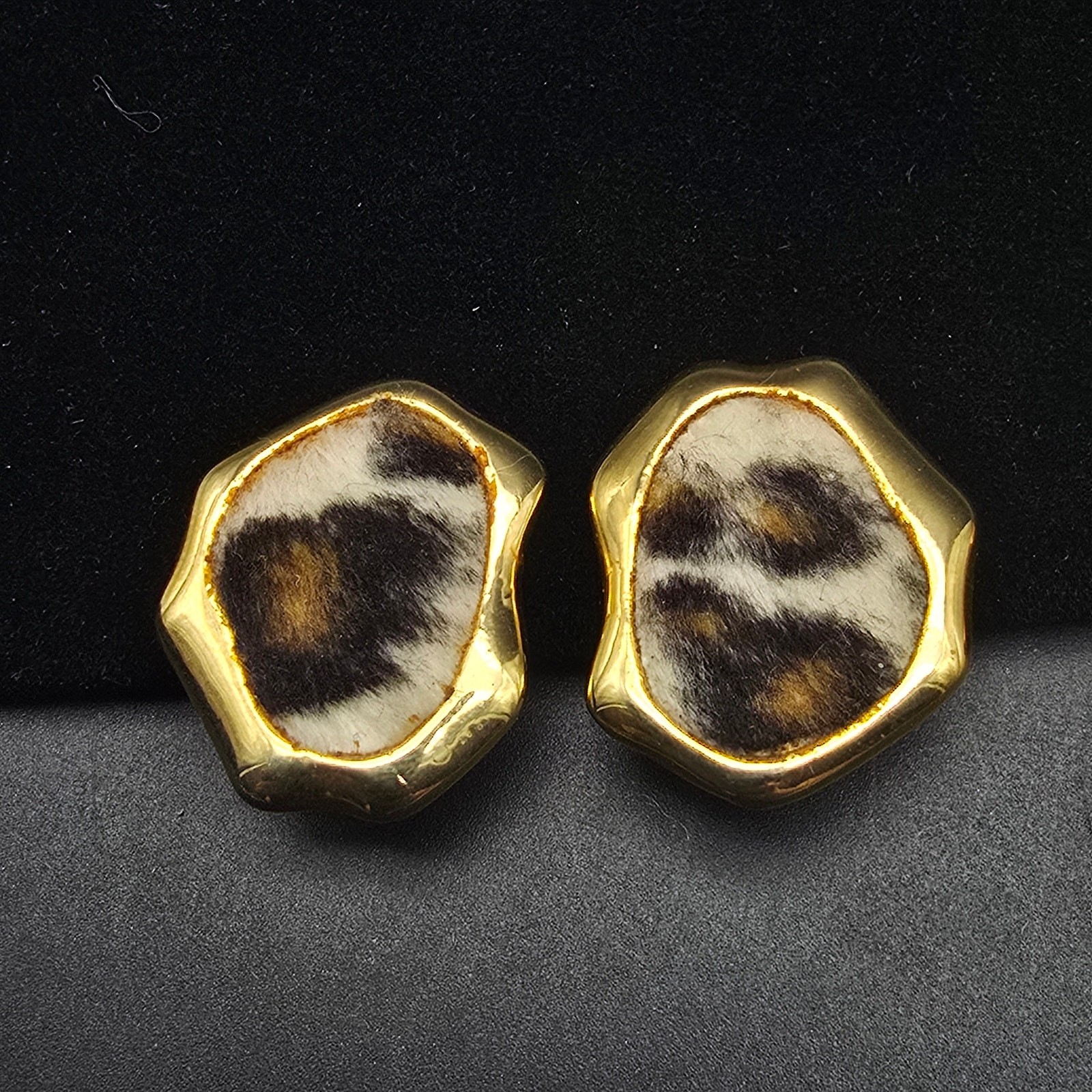 Cheetah Print 1980s Faux Fur Earrings Clip On Vintage 1980s