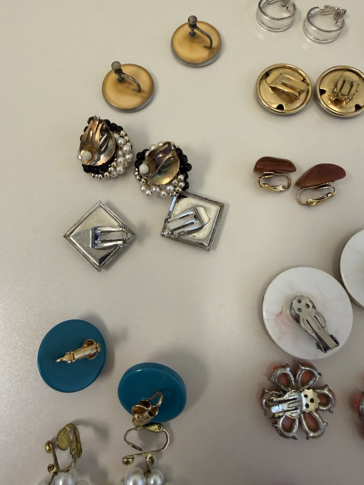 Lot Of Vintage Retro & Modern Clip On Earrings 60s 70s 80s 90s To Now 25 Pairs