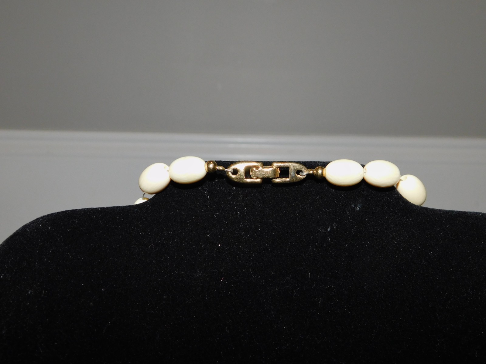 RARE! Napier Ivory/Gold Statement Necklace 30″ Oblong Beads Graduated MCM