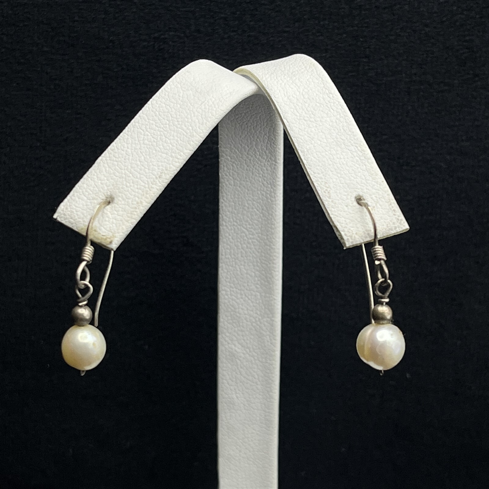 Classic Freshwater Pearl Sterling Silver Beaded Dangle Drop Earrings