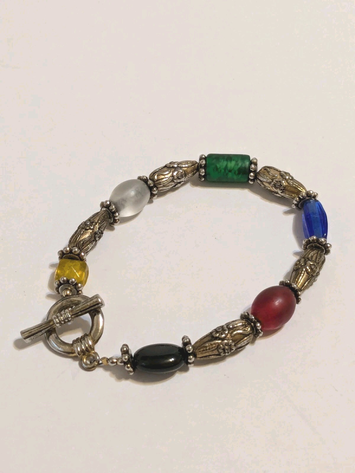 Vintage Multi Tone Bracelet With Multicolor Glass Beads. Toggle Closure 6 3/4″