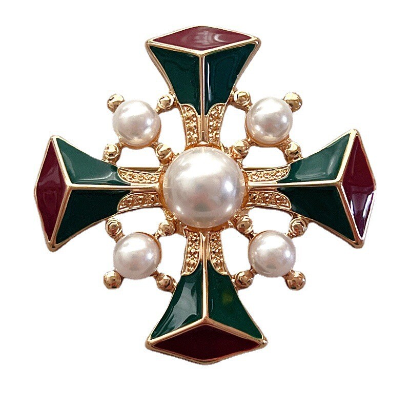 Vintage Baroque Court Brooch – Cross Enamel Lapel Pin for Clothing & Suit