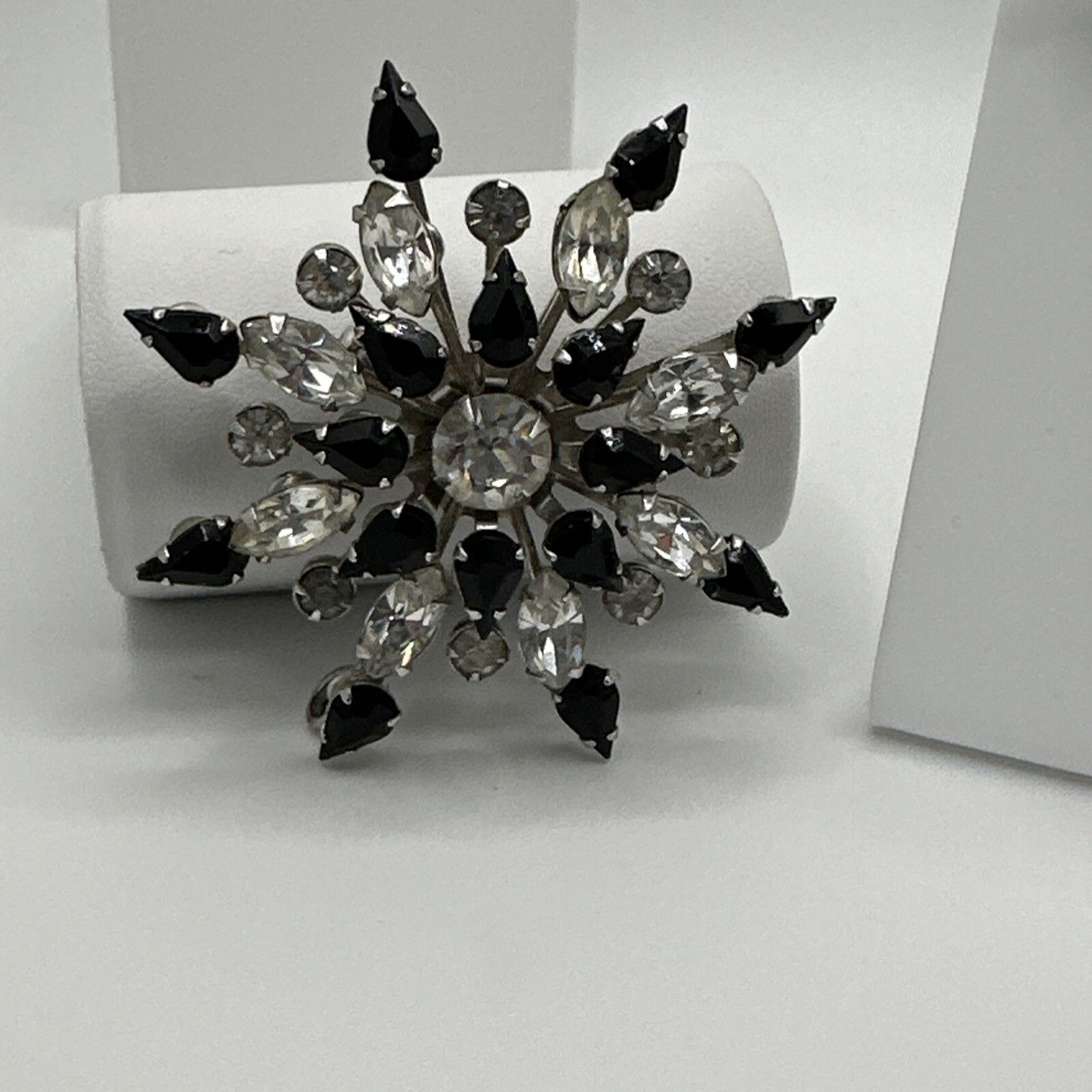 Vintage Black & Clear Crystal Starburst Brooch Pendant & Screwback Earrings Set