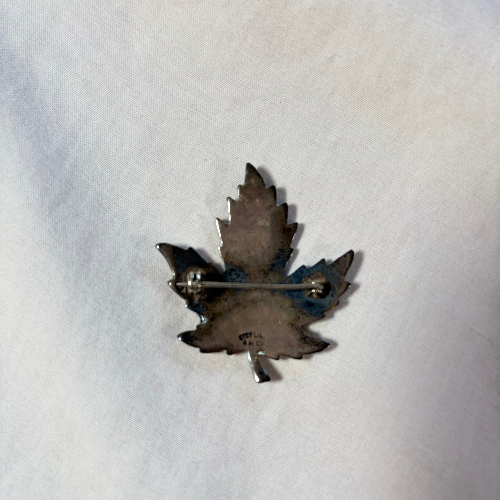 VTG Sterling Silver multicolor enamel leaf brooch, pin. Autumn, fall, decorative