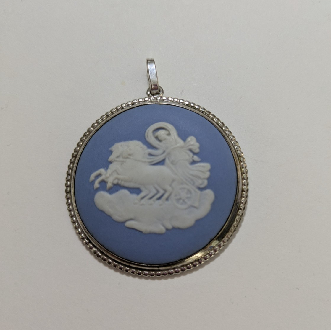 Wedgwood Cameo Pendant Horse & Chariot # B67 Sterling Silver England VINTAGE