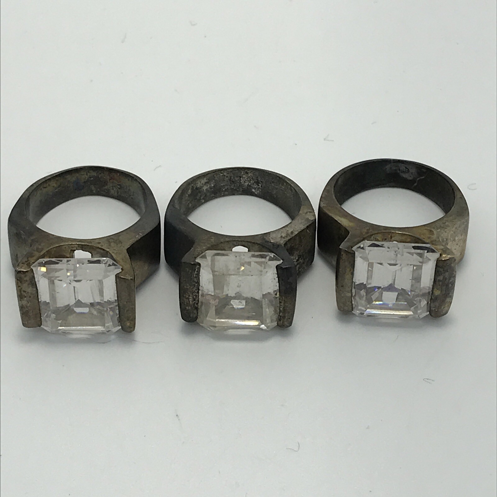 Vintage Sterling Silver & Large Emerald Cut Crystal Ring sz 7