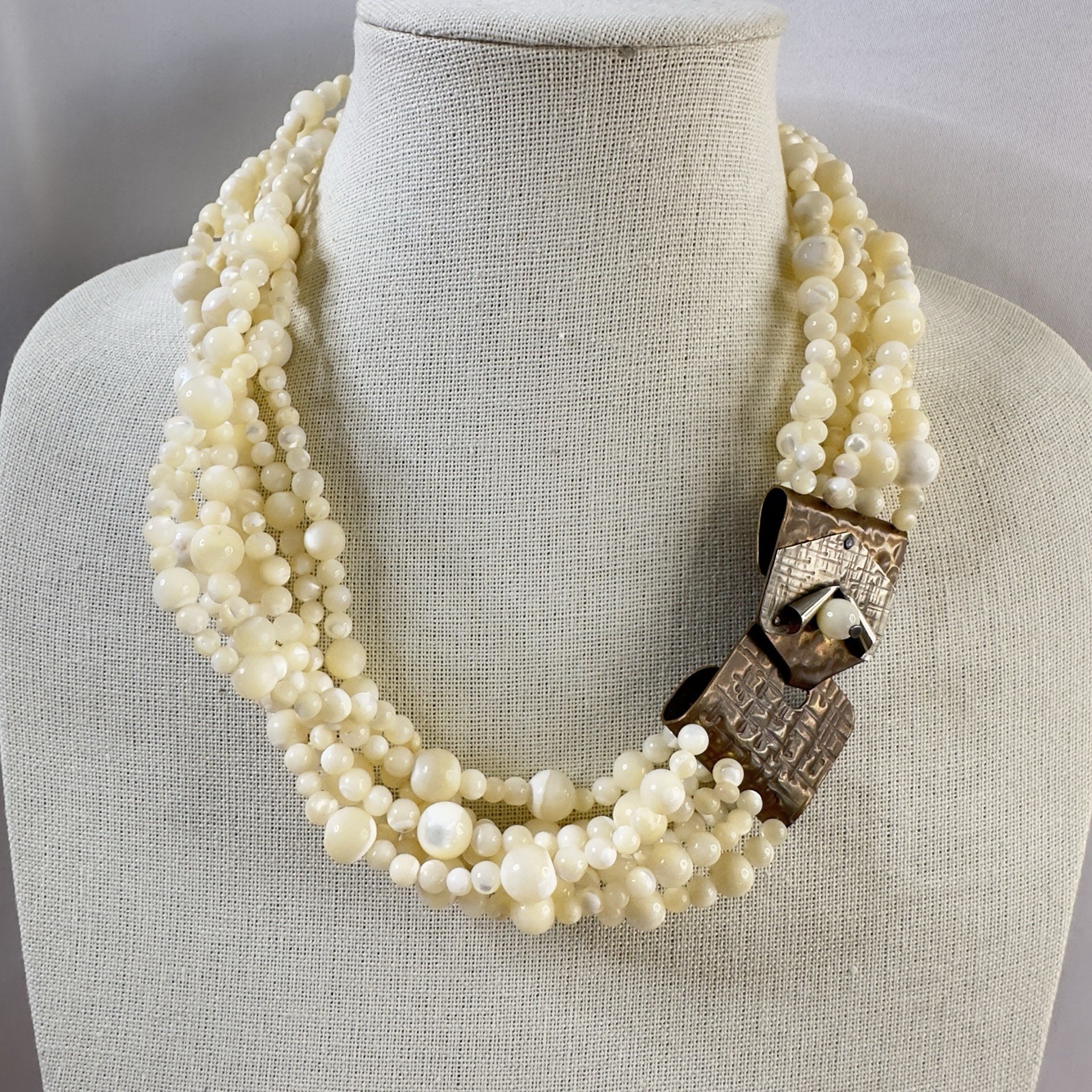 VTG Artisan Necklace Charlene Biesele Mother of Pearl Bead & Repousse Brass 20″