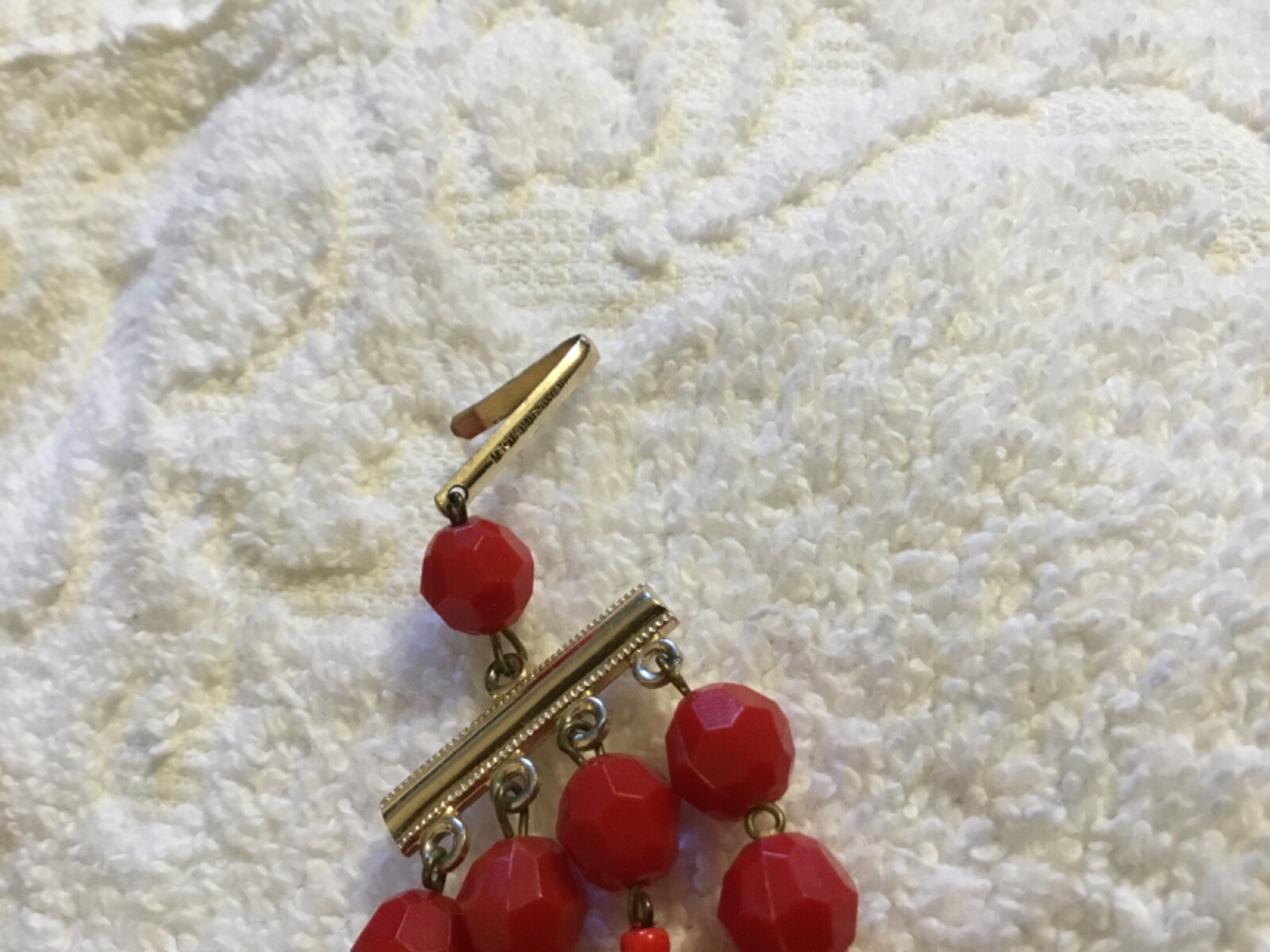 Vintage Western Germany Red/Red Iridescent 4 Stranded Beaded Necklace