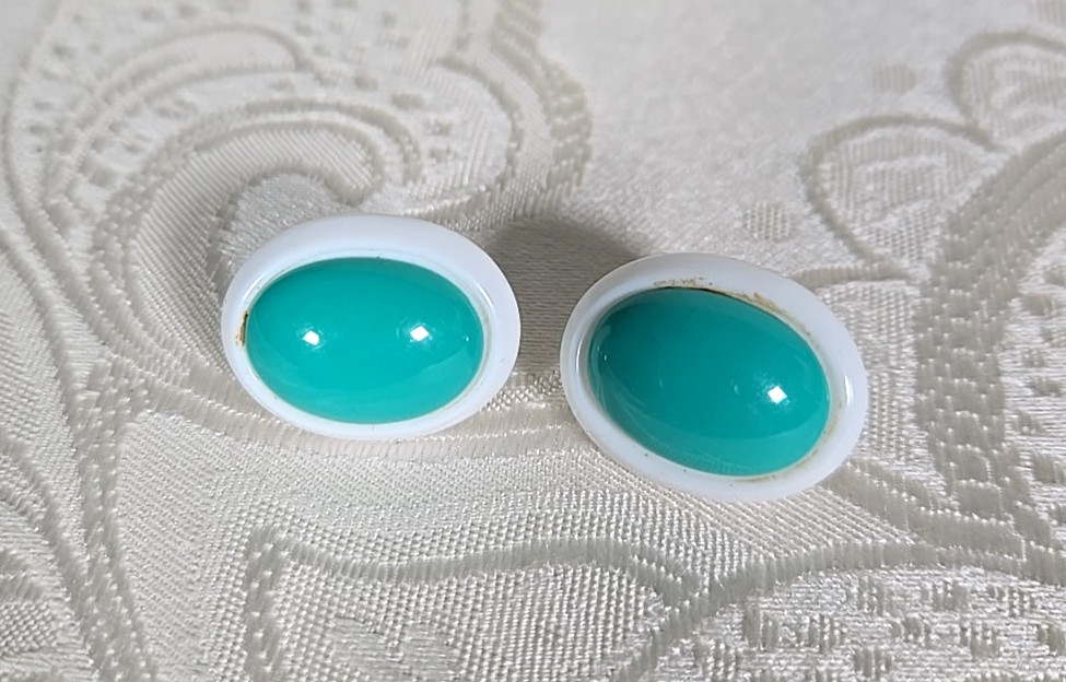 2 Pair Pierced Earrings purple gold & green white domed button plastic