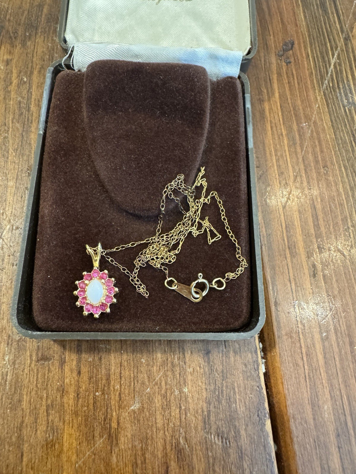 Vtg Ronte Of Hollywood Genuine Ruby Sapphire and Opal Gold Necklace