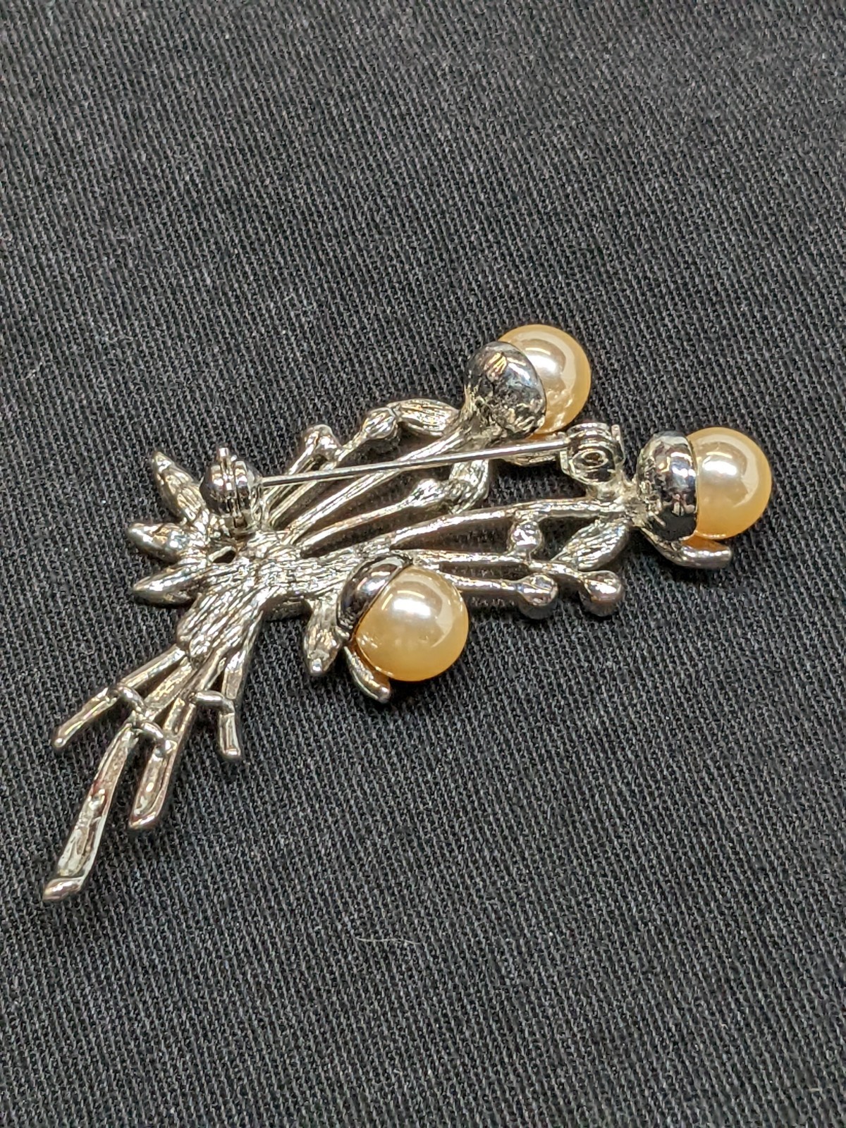 Vintage Rhinestone Floral Spray Brooch Silver Tone Faux Pearl Flower Bouquet Pin